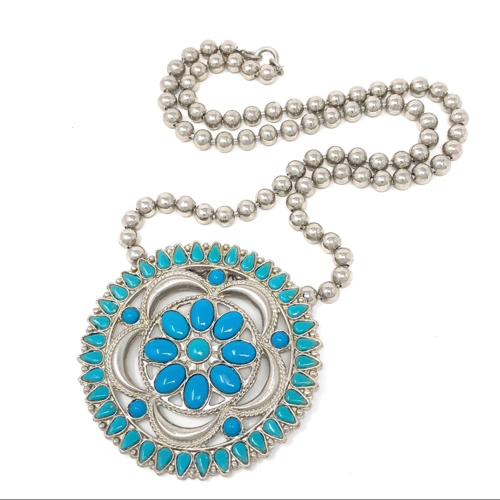 Navajo Inspired Round Pendant Necklace‎